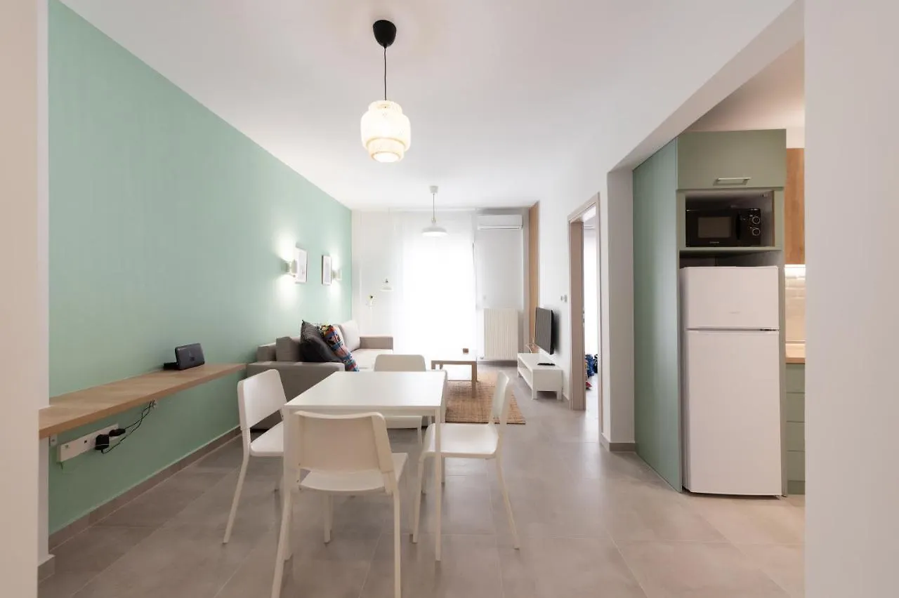 Halu! Apartments And Villas Thessaloniki 0*,  Greece